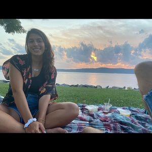 Meet your Posher, Melissa